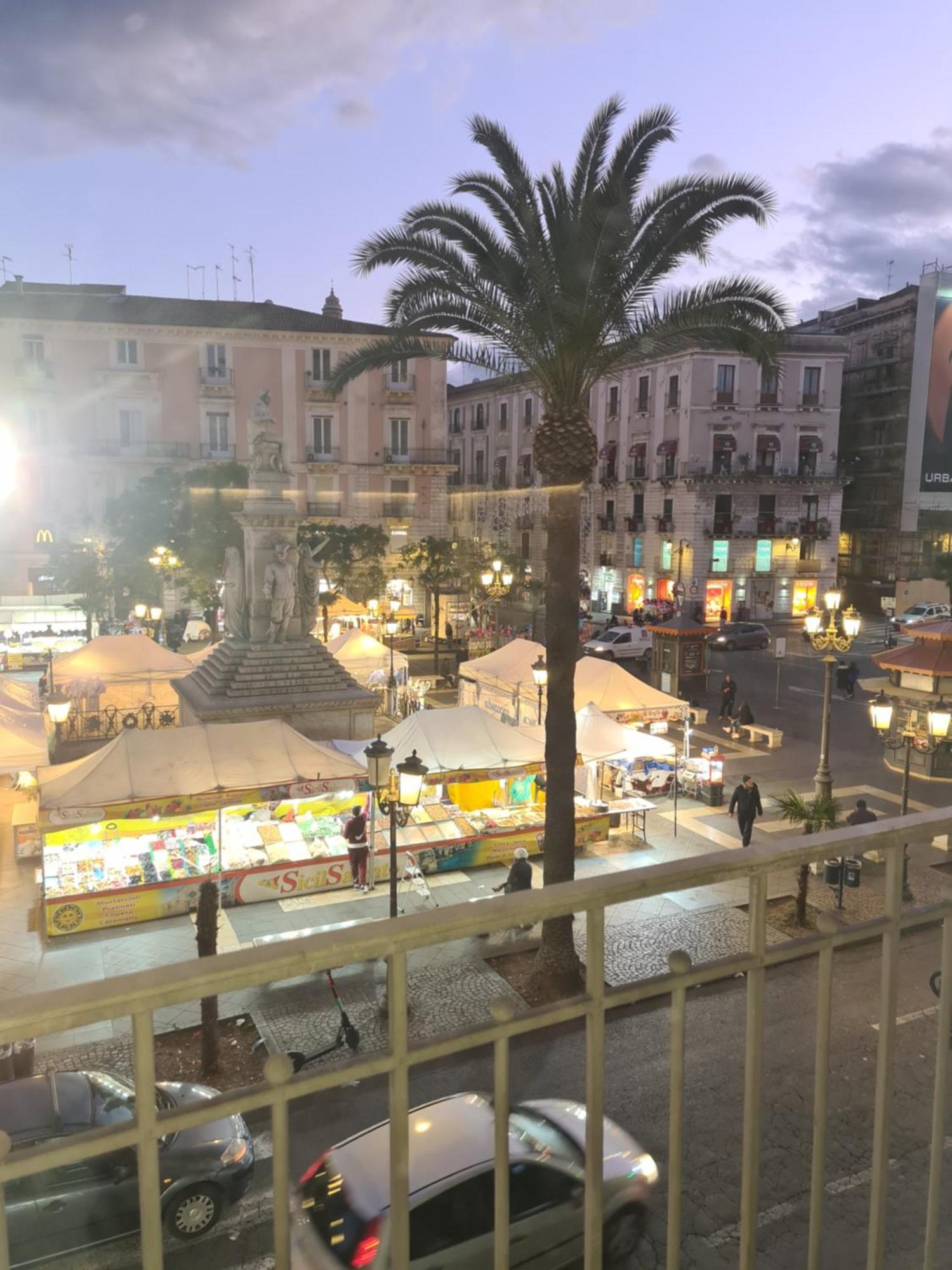 Toscano Palace Luxury Rooms Catania-Fontanarossai nemzetközi repülőtér Kültér fotó